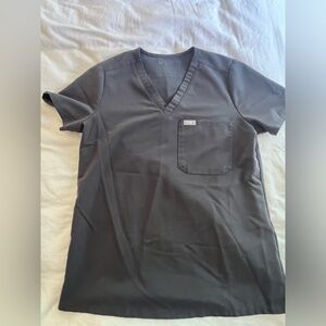 FIGS Catarina One-Pocket Scrub Top™ Charcoal